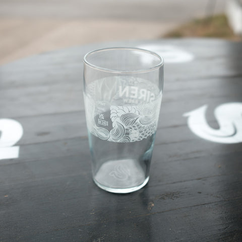 Siren Pattern Pint Glass